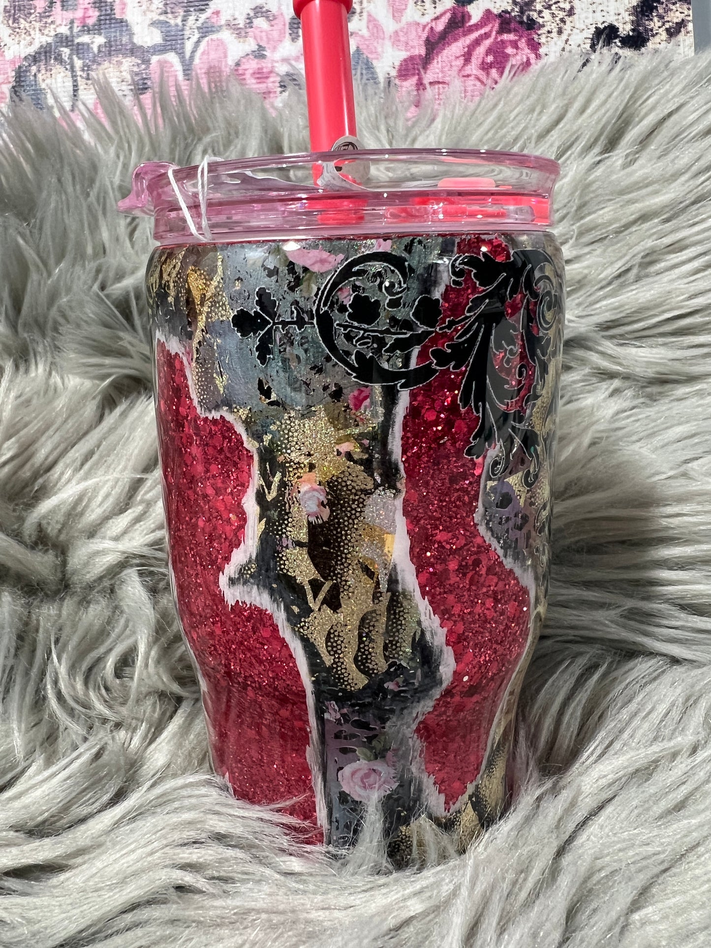 Clearance-RTS. Skull Throw Down Mini 14oz