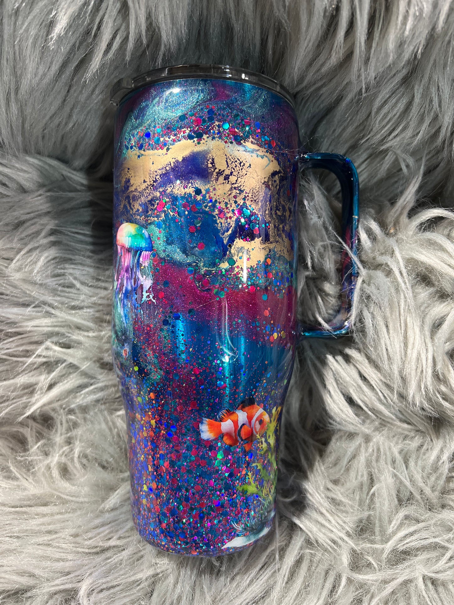 Clearance-RTS.  Blue Sea Turtle Suspended Junk in the Trunk beach 24oz curve Hoggdle