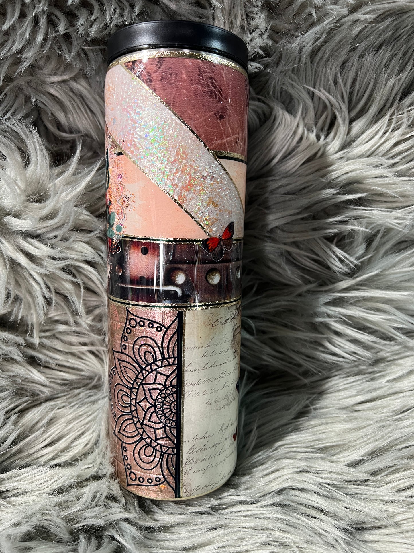 NEW RTS. - Peach butterflies and bricks. 30oz skinny duo straight