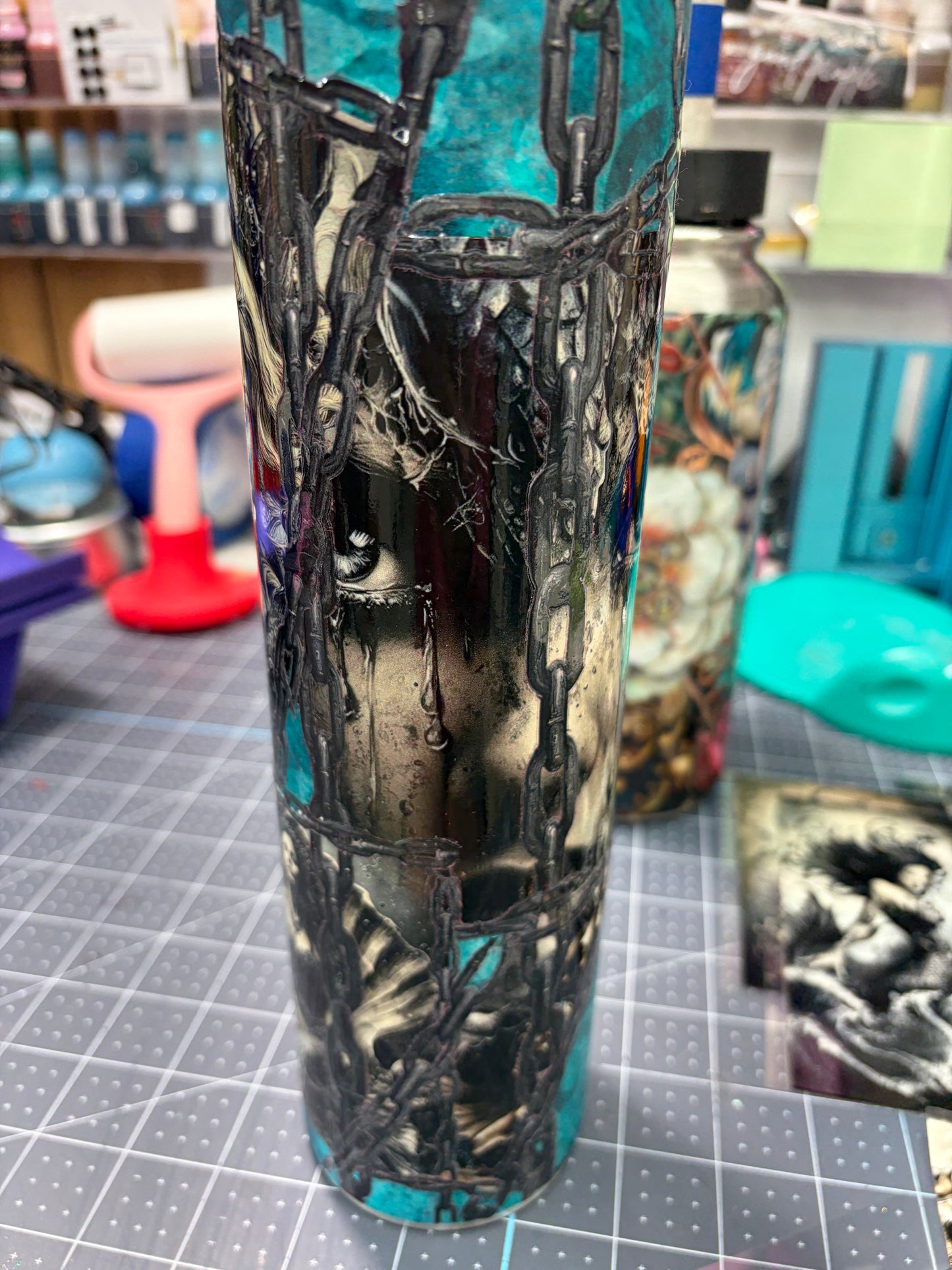 Chained under the sea - mermaids tumbler 32oz plump tipsy