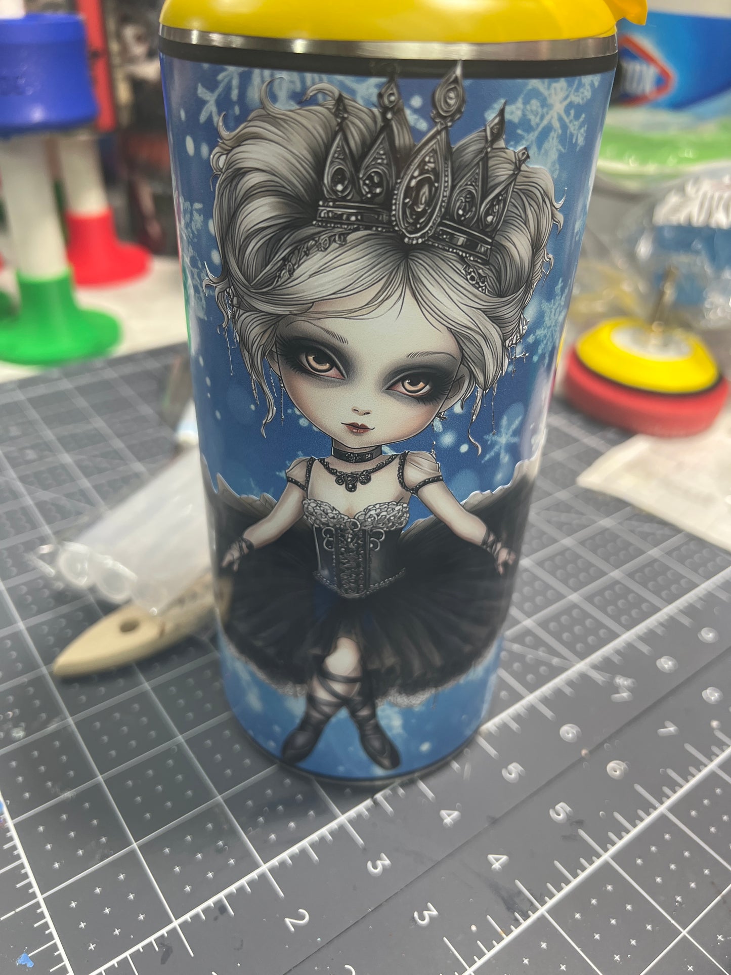 Nut cracker goth 32oz customizable duo hydro bottle