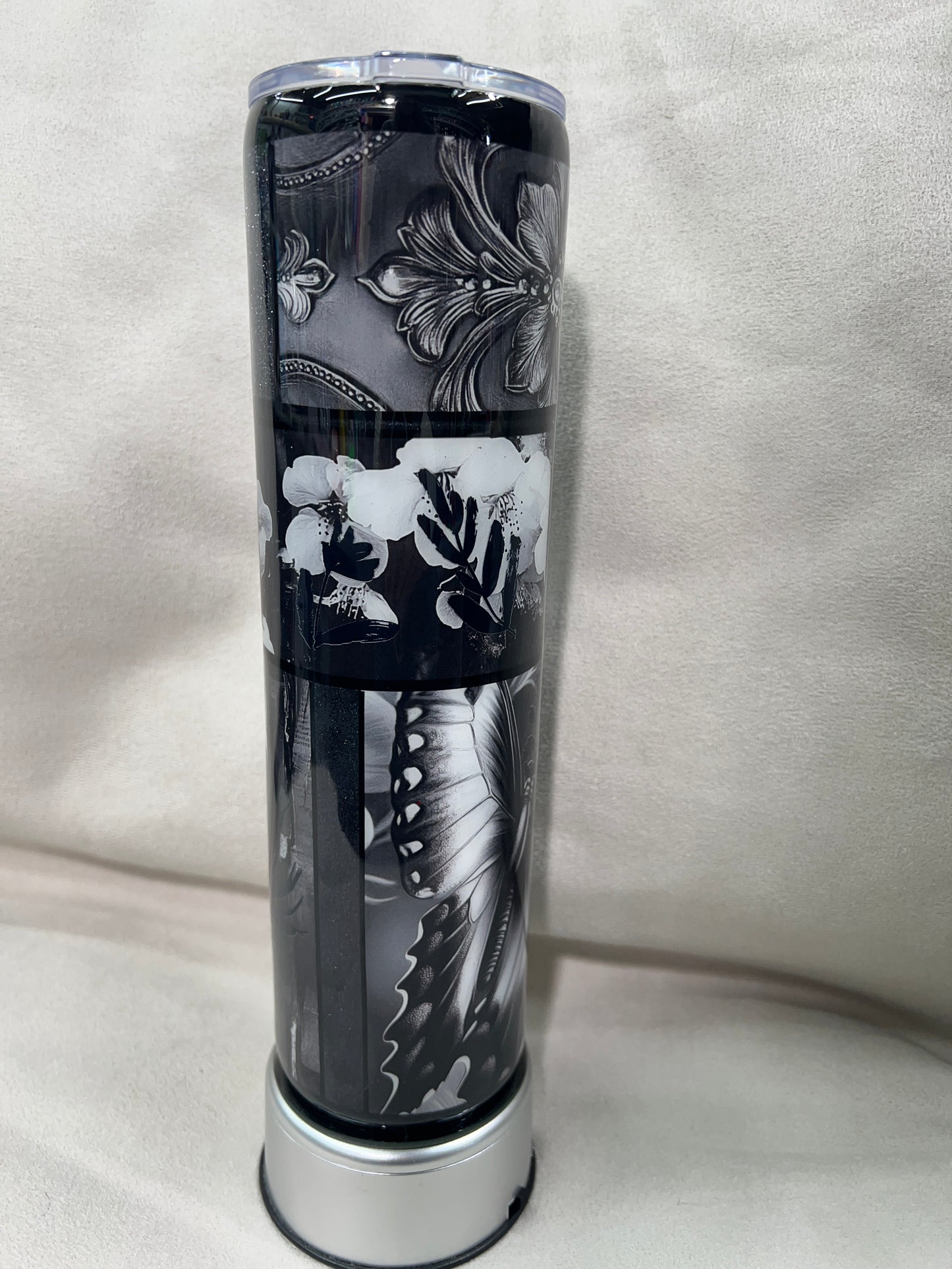 RTS.  Black monochrome tumbler MakeHerRoom challenge 30oz