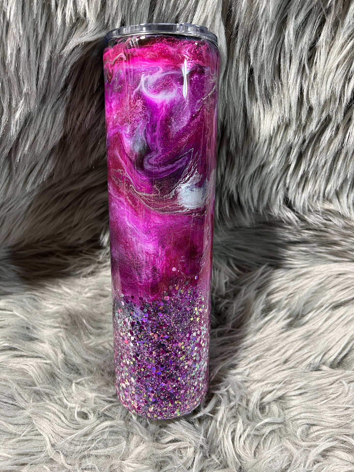 RTS. Pretty Girl junk in the trunk on 32oz plump tipsy