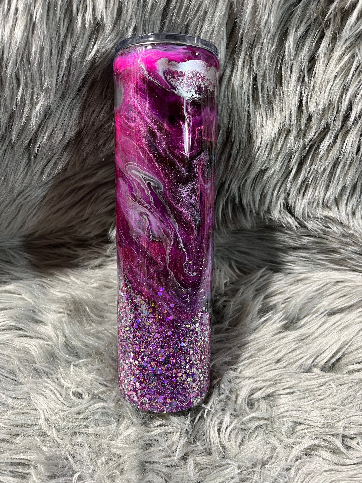 RTS. Pretty Girl junk in the trunk on 32oz plump tipsy