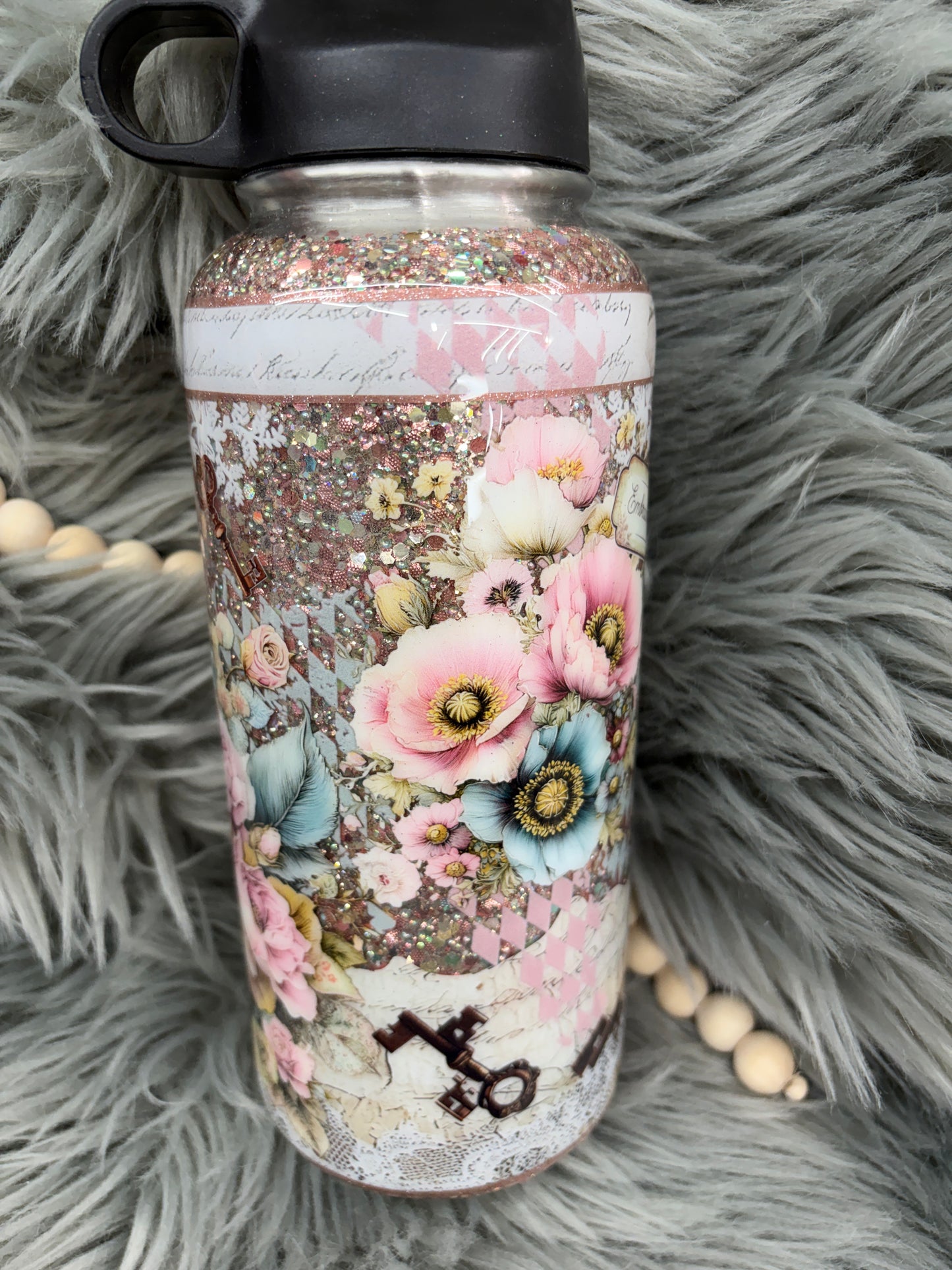 New - lace beauty 32oz hydro bottle