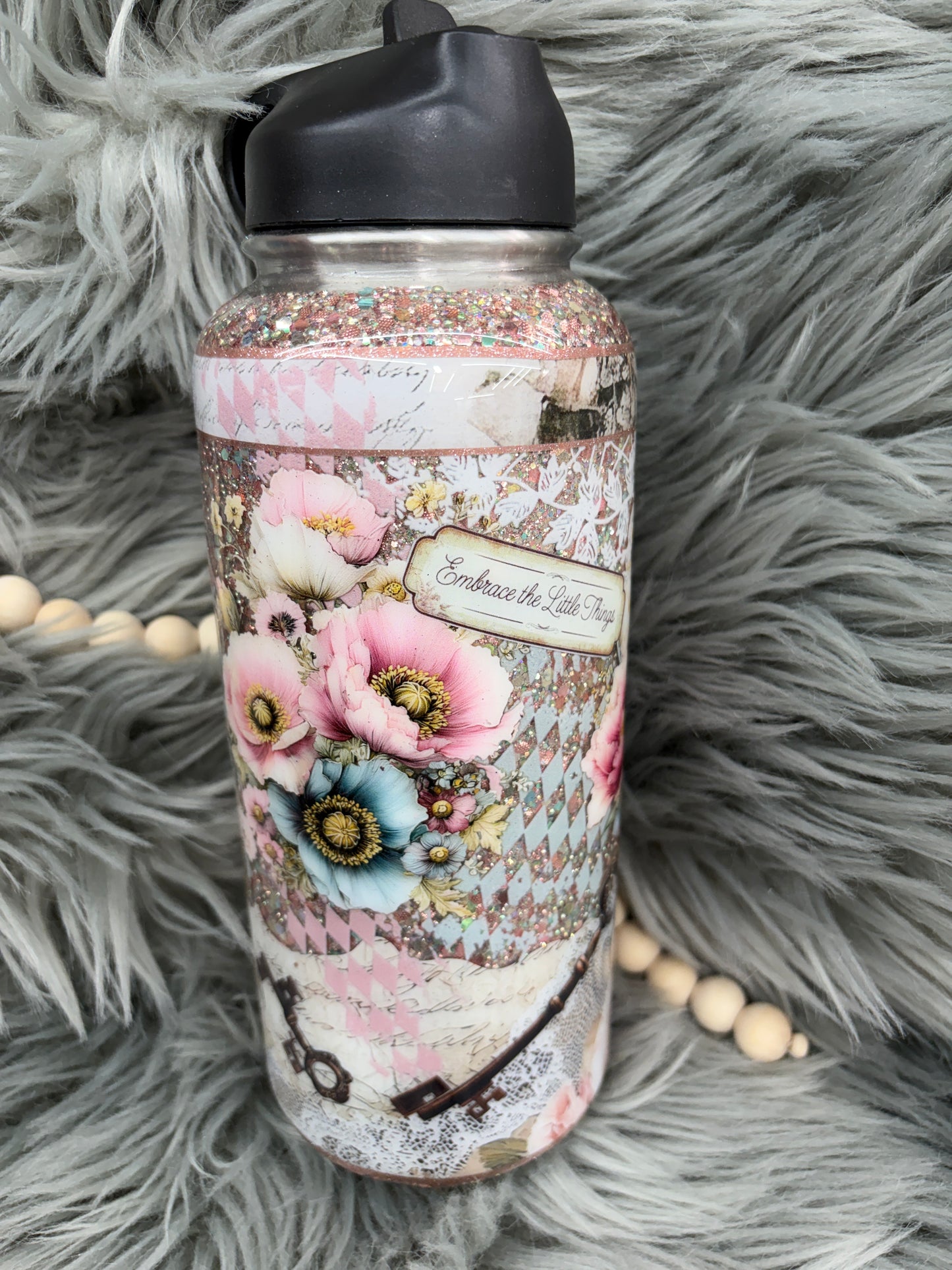 New - lace beauty 32oz hydro bottle