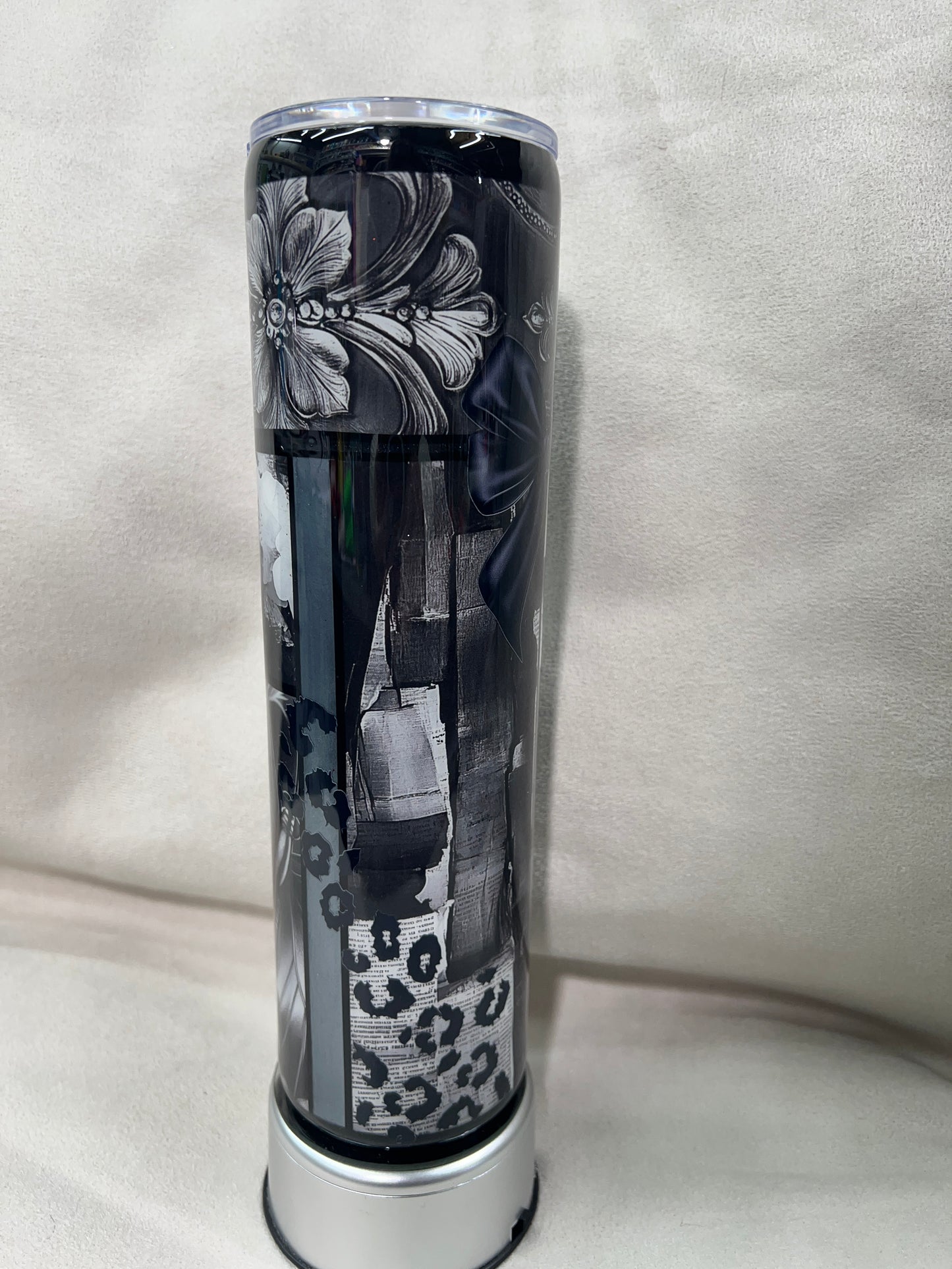 RTS.  Black monochrome tumbler MakeHerRoom challenge 30oz