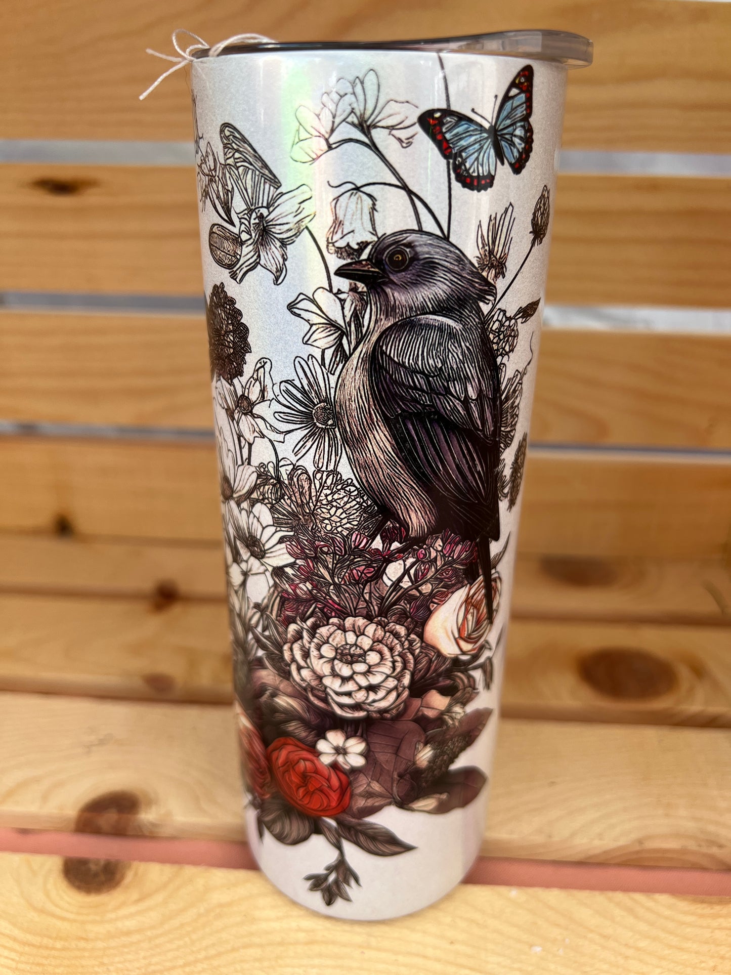 RTS. Sublimation skull & raven/crow glow in the dark / UV reactive color change 20oz tumbler