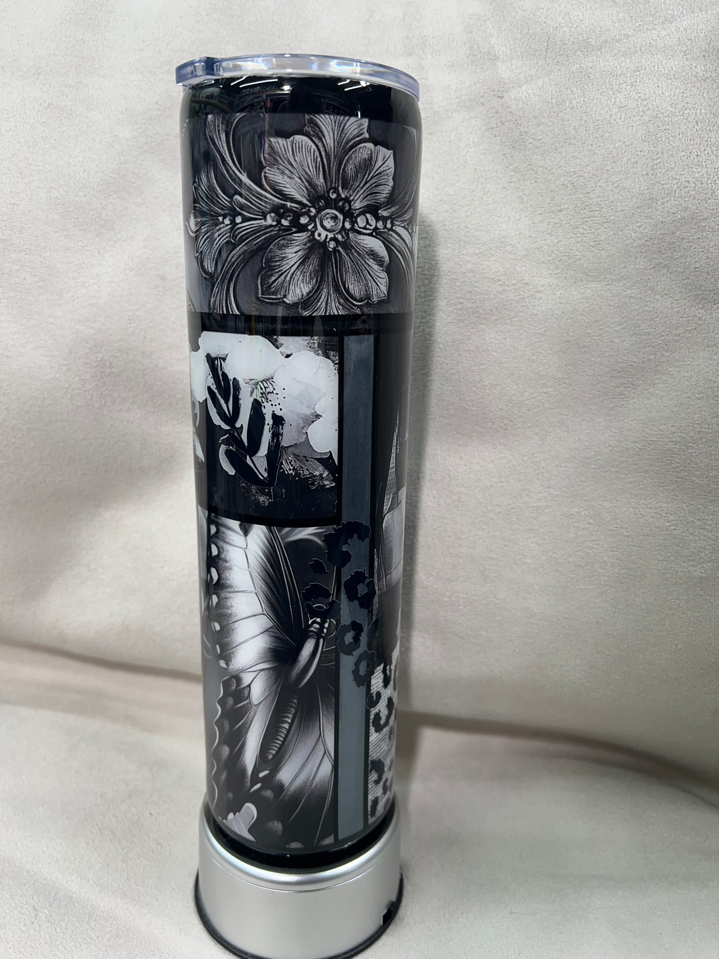 RTS.  Black monochrome tumbler MakeHerRoom challenge 30oz