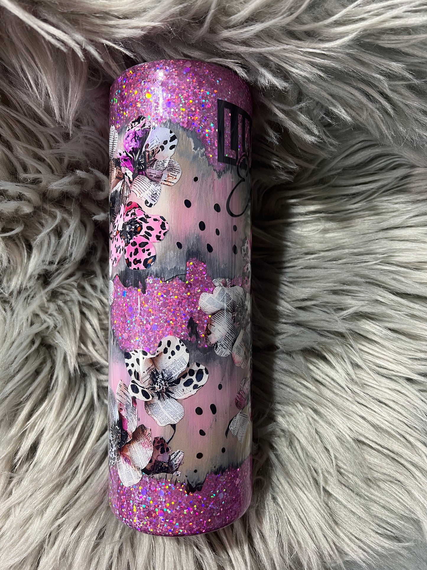 RTS. Pink glitter limited edition throwdown 30oz skinny straight