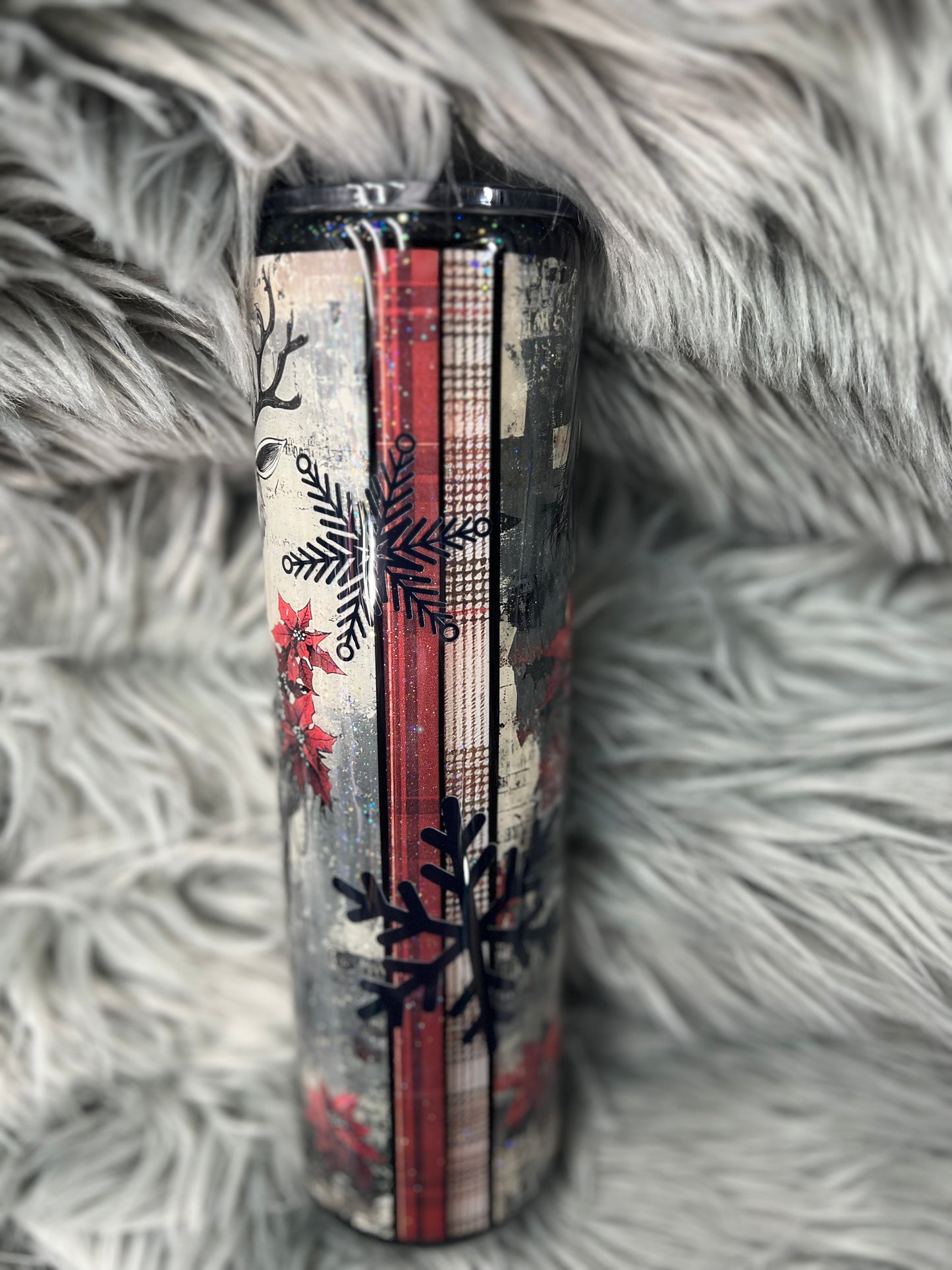 RTS. New holiday spooky skinny girl and reindeer Christmas winter 32oz tipsy straight