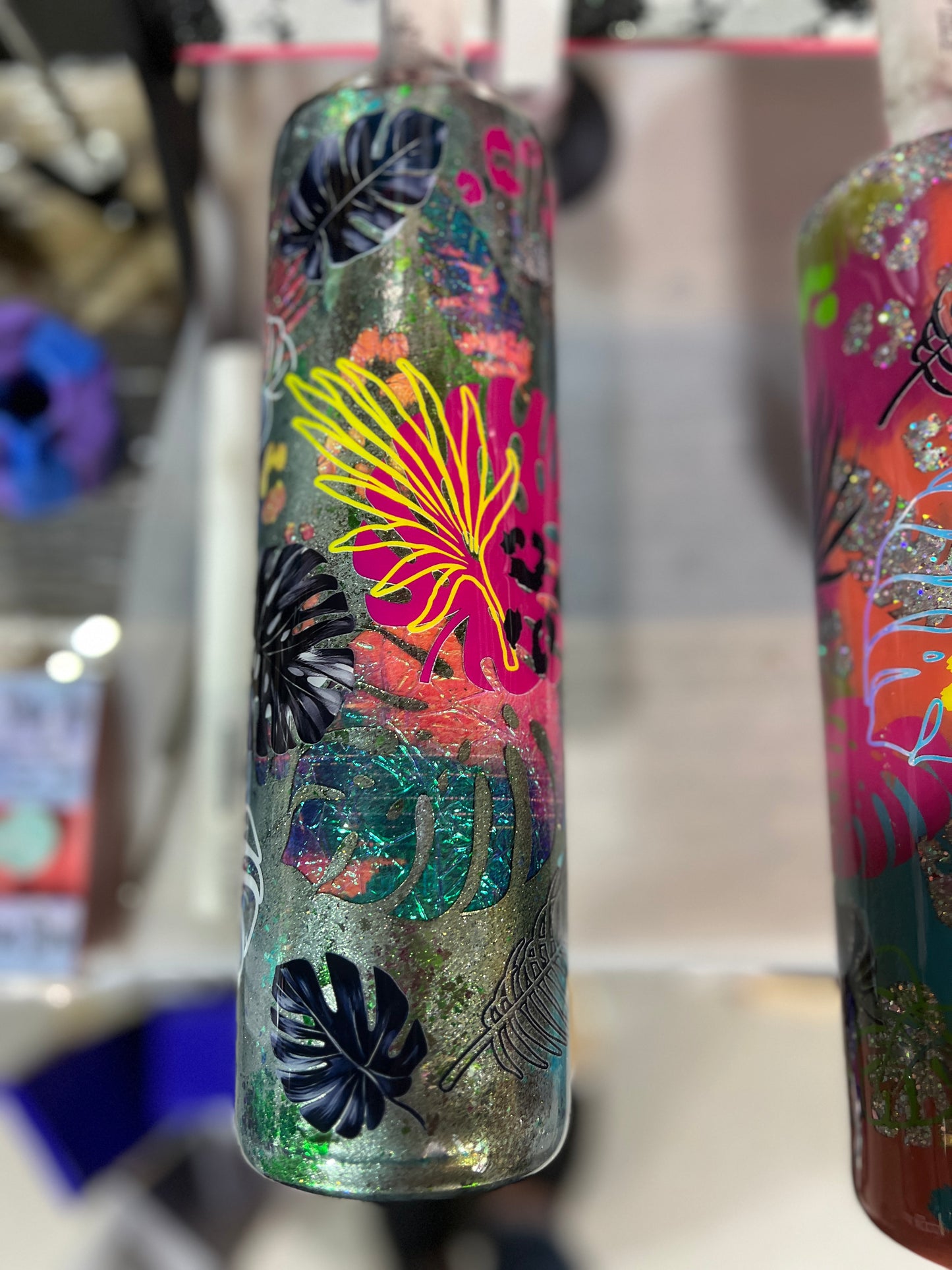 RTS. 35oz duo hydro neon monstera with opal peekaboo base