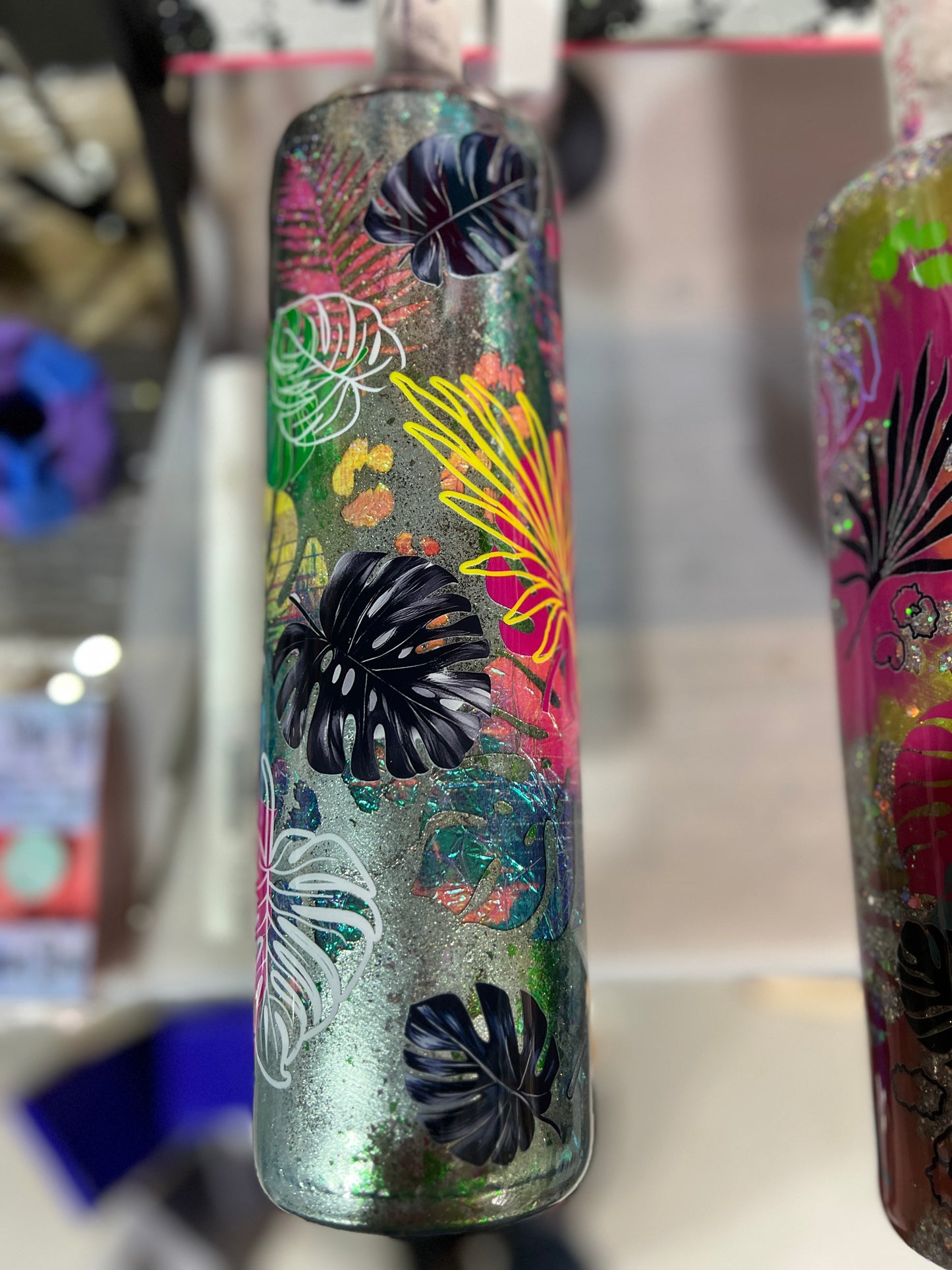 RTS. 35oz duo hydro neon monstera with opal peekaboo base