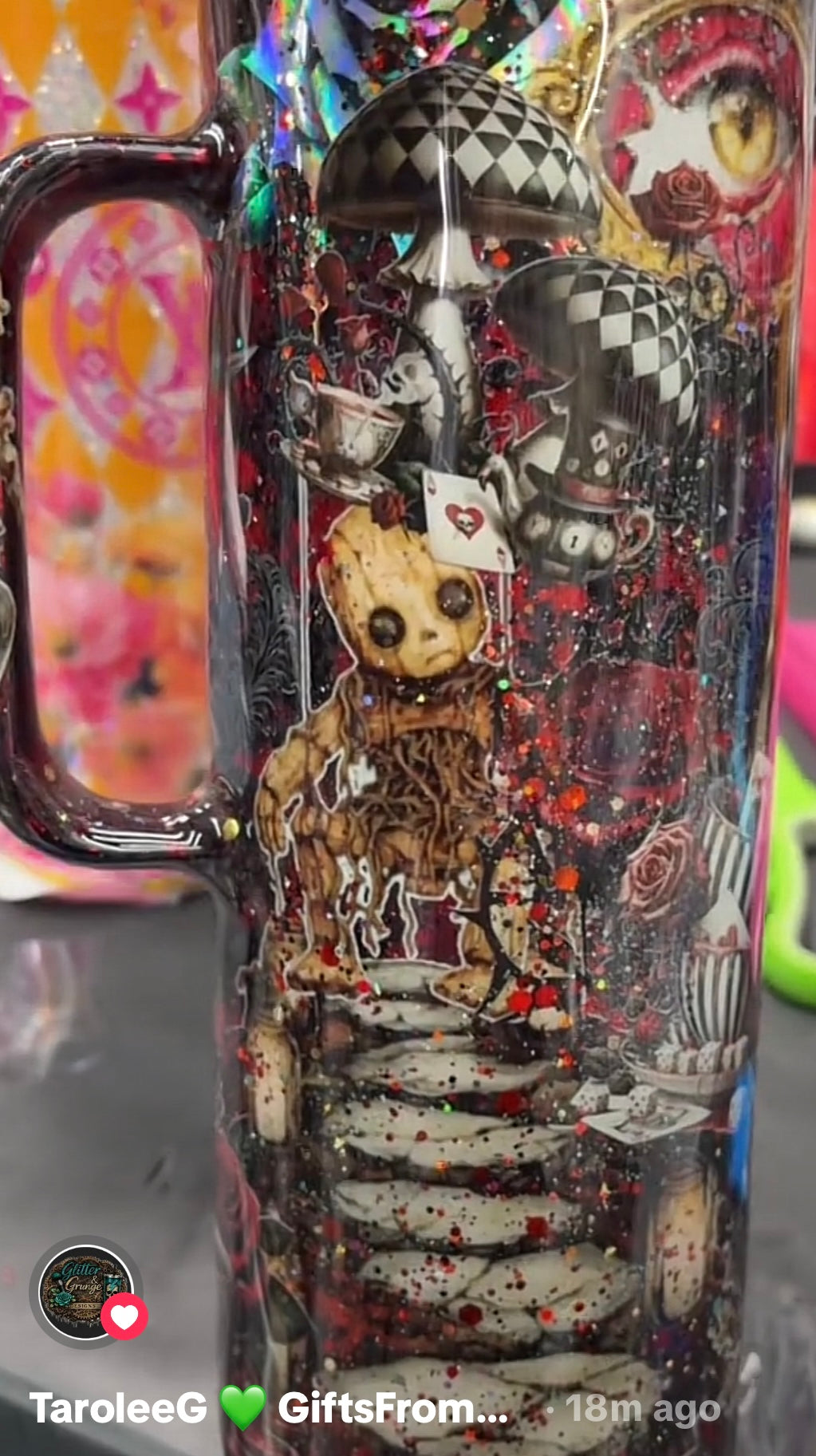 Queen of Hearts 30oz hoggdle coffee mug