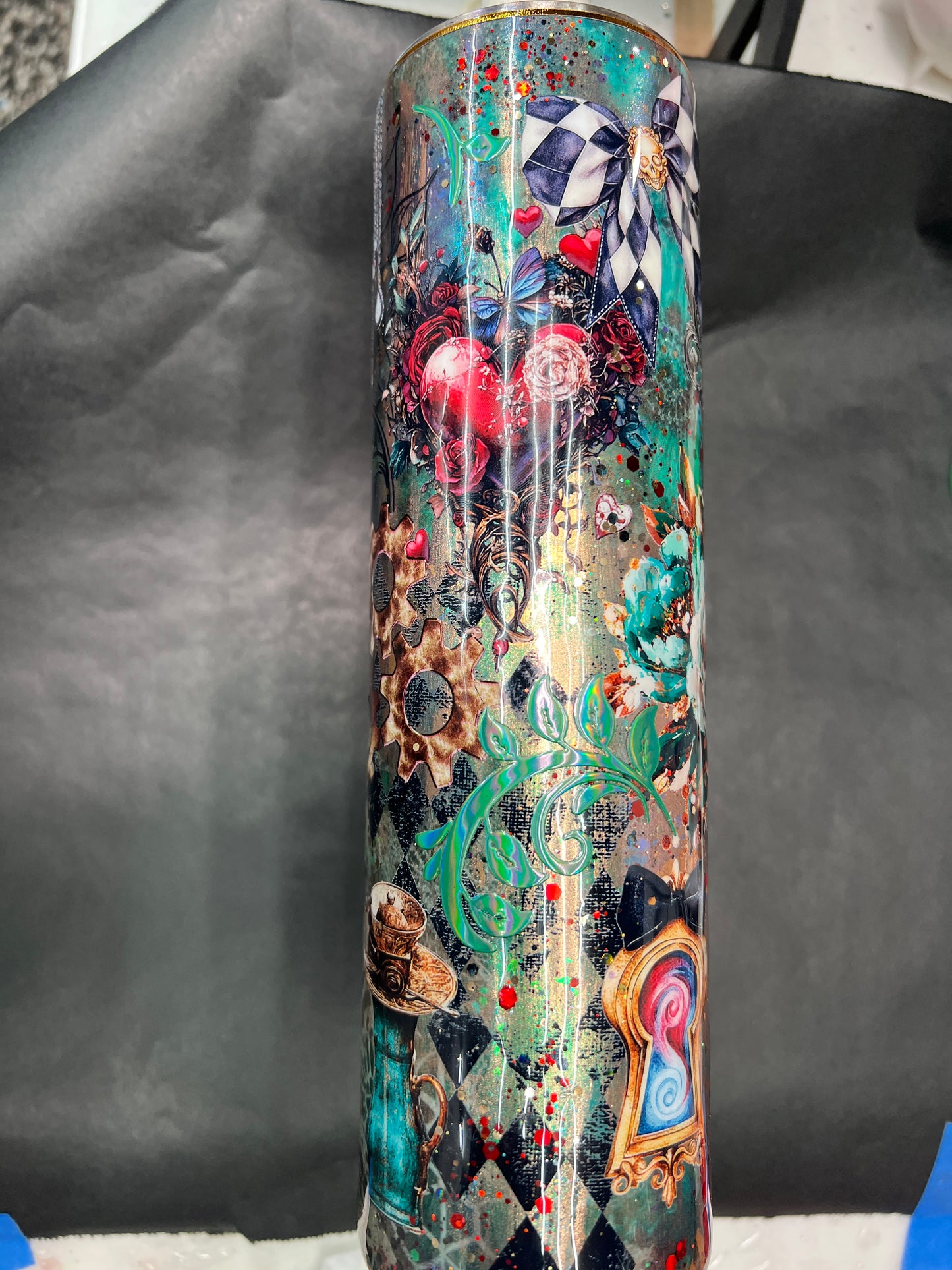 In process teal gold checked dark Alice  - tumbler 32 tipsy