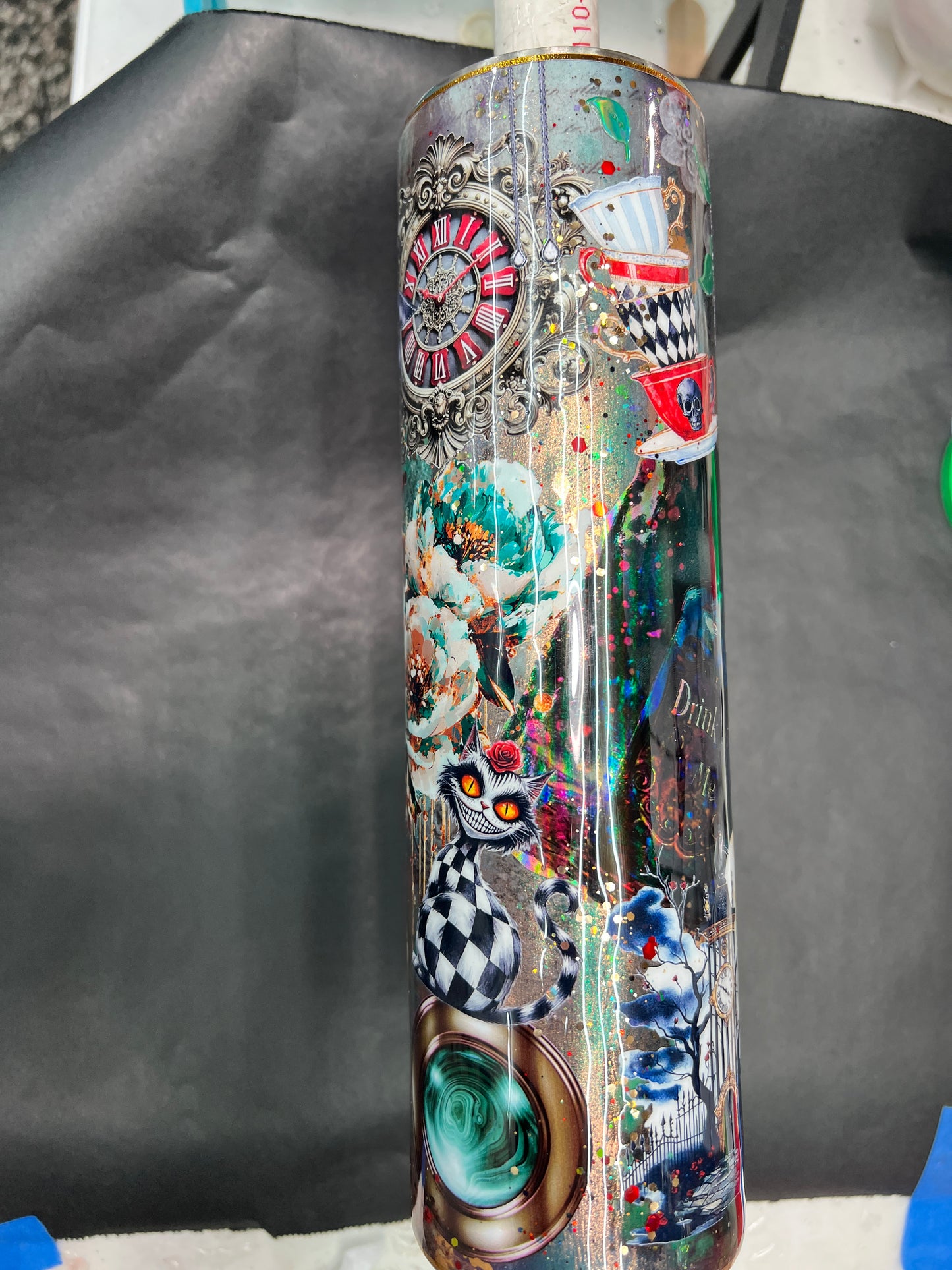 In process teal gold checked dark Alice  - tumbler 32 tipsy