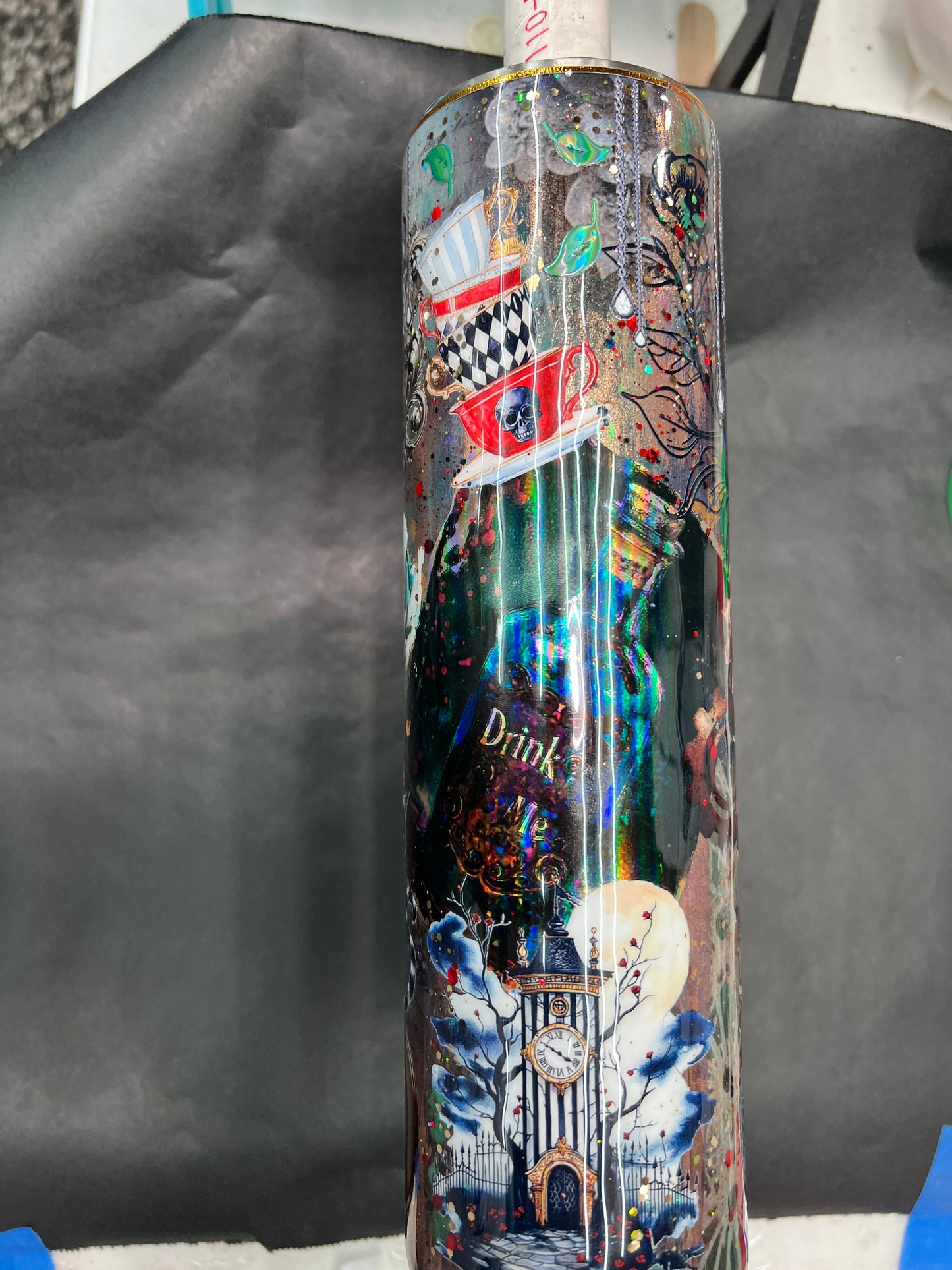 In process teal gold checked dark Alice  - tumbler 32 tipsy