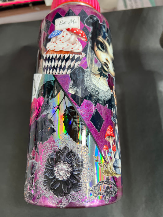 *anna-vic only* - pink goth Alice 32duo hydro bottle