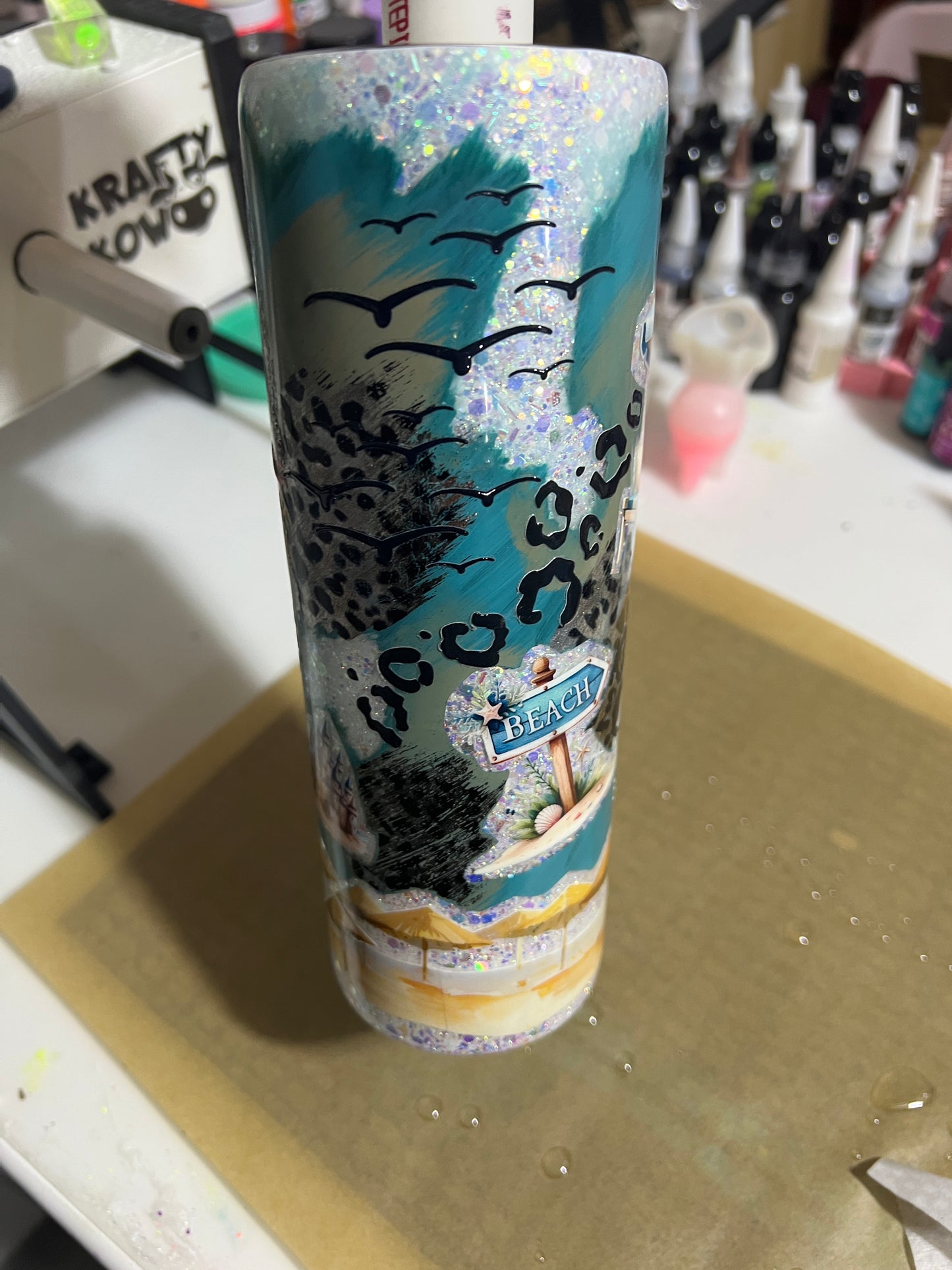 Clearance-RTS.  Sun sand and a drink in my hand glitter peekaboo beach 20oz skinny