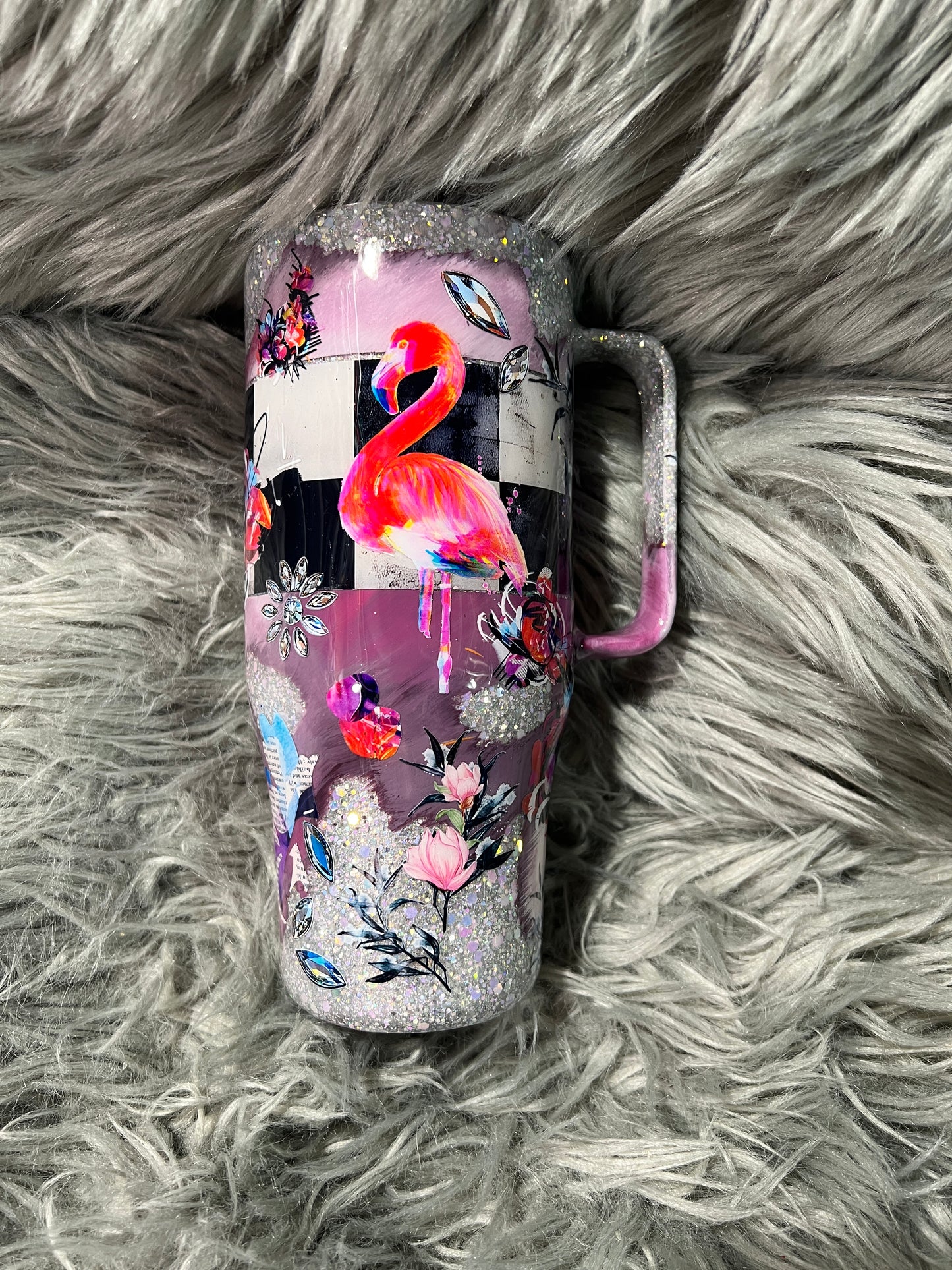 RTS. Flamingo-Owl checkerboard distressed Throwdown 24oz curve Hoggdle