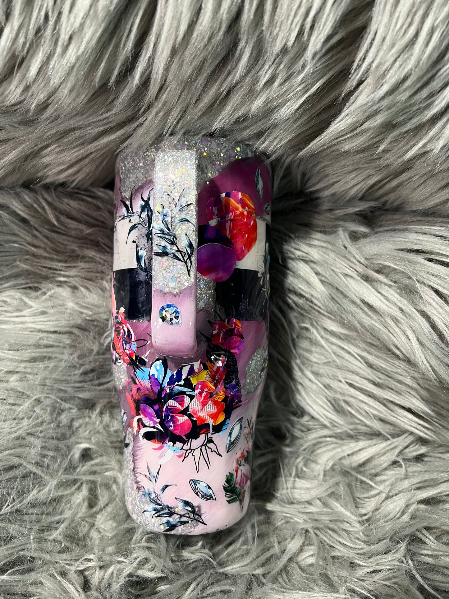 RTS. Flamingo-Owl checkerboard distressed Throwdown 24oz curve Hoggdle