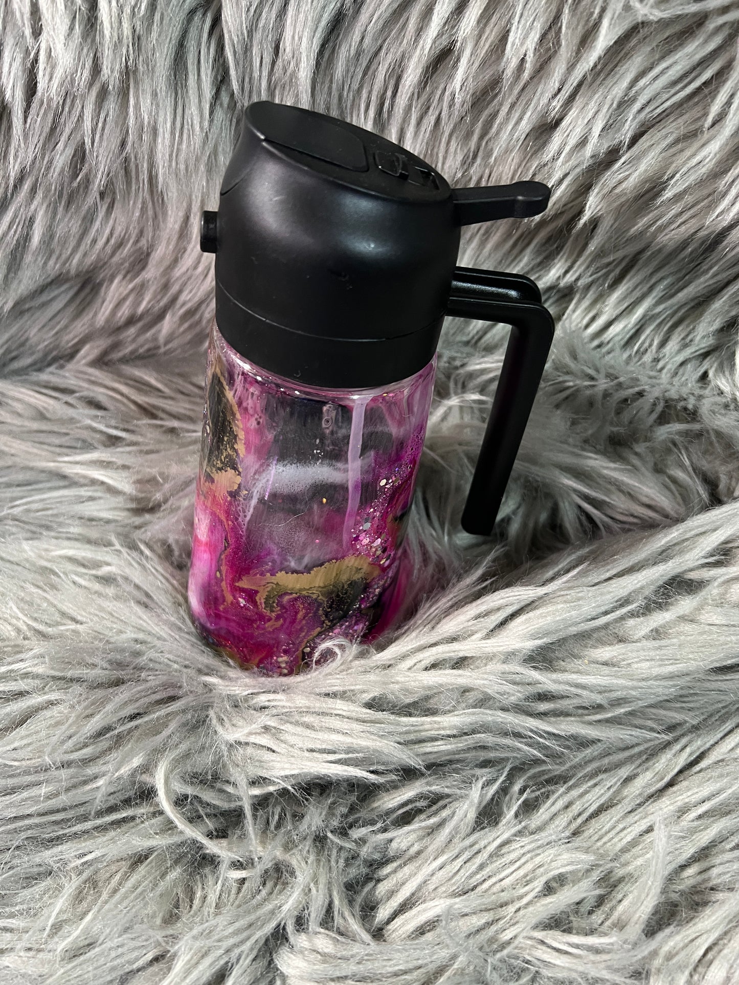 RTS. Oils spray and pour bottle hot pink and black