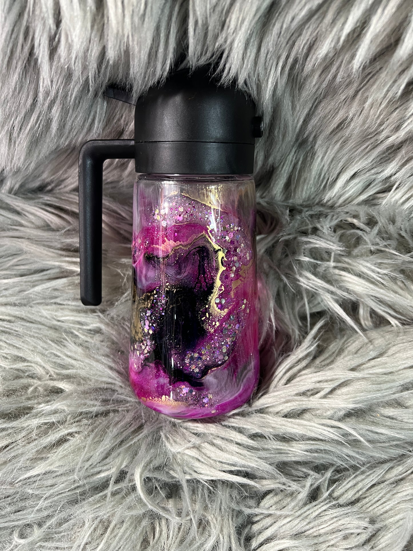 RTS. Oils spray and pour bottle hot pink and black