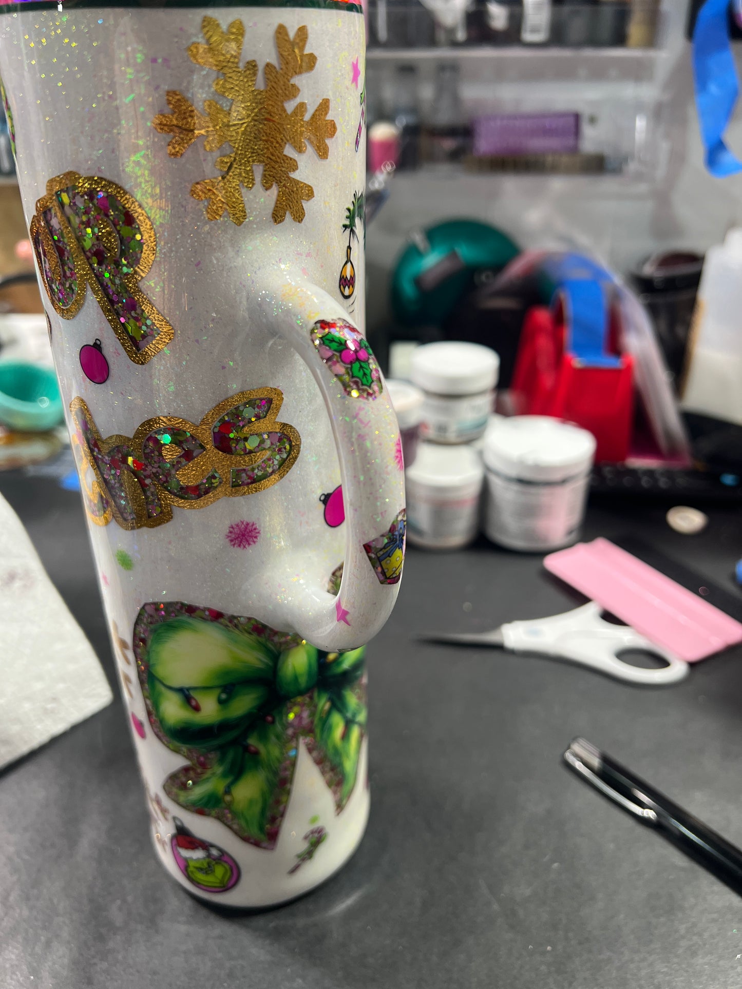 Jacqueline - 32oz customizable plump tipsy with handle