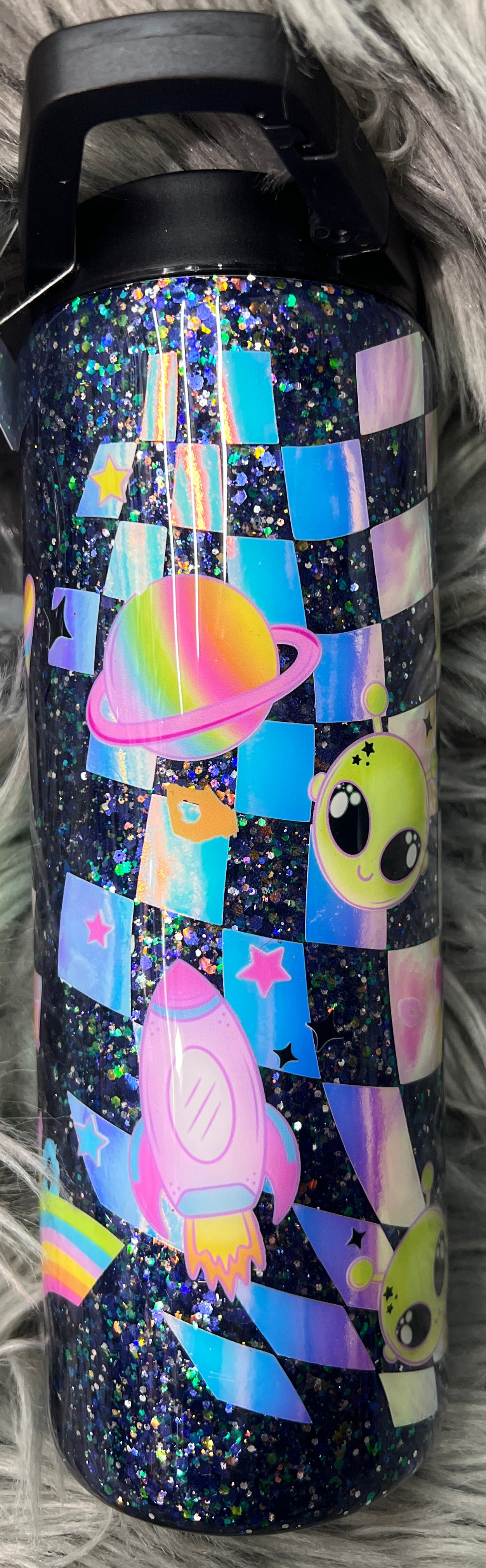 New RTS.  Glitter glow in the dark alien in outer space 20oz duo