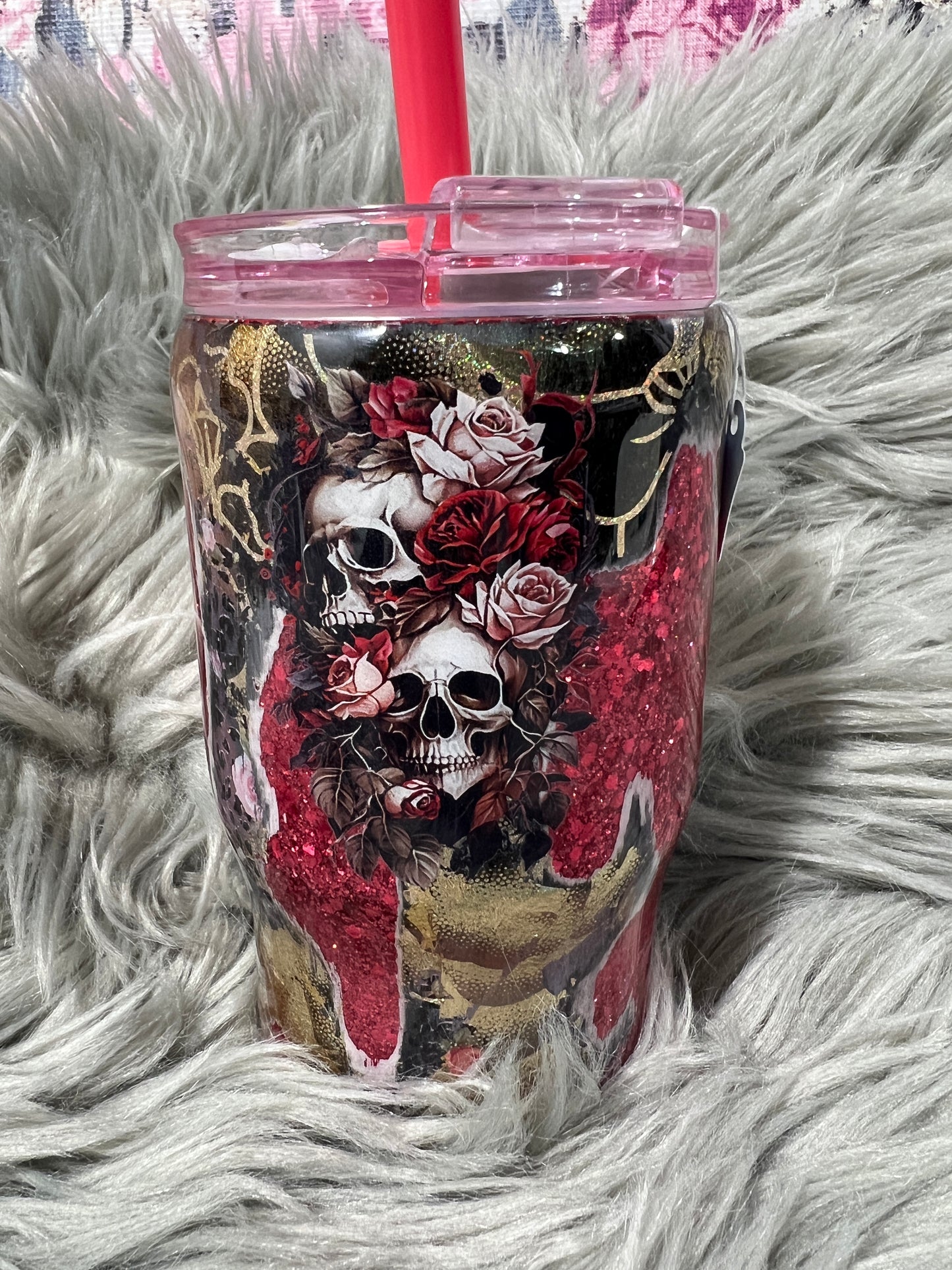Clearance-RTS. Skull Throw Down Mini 14oz