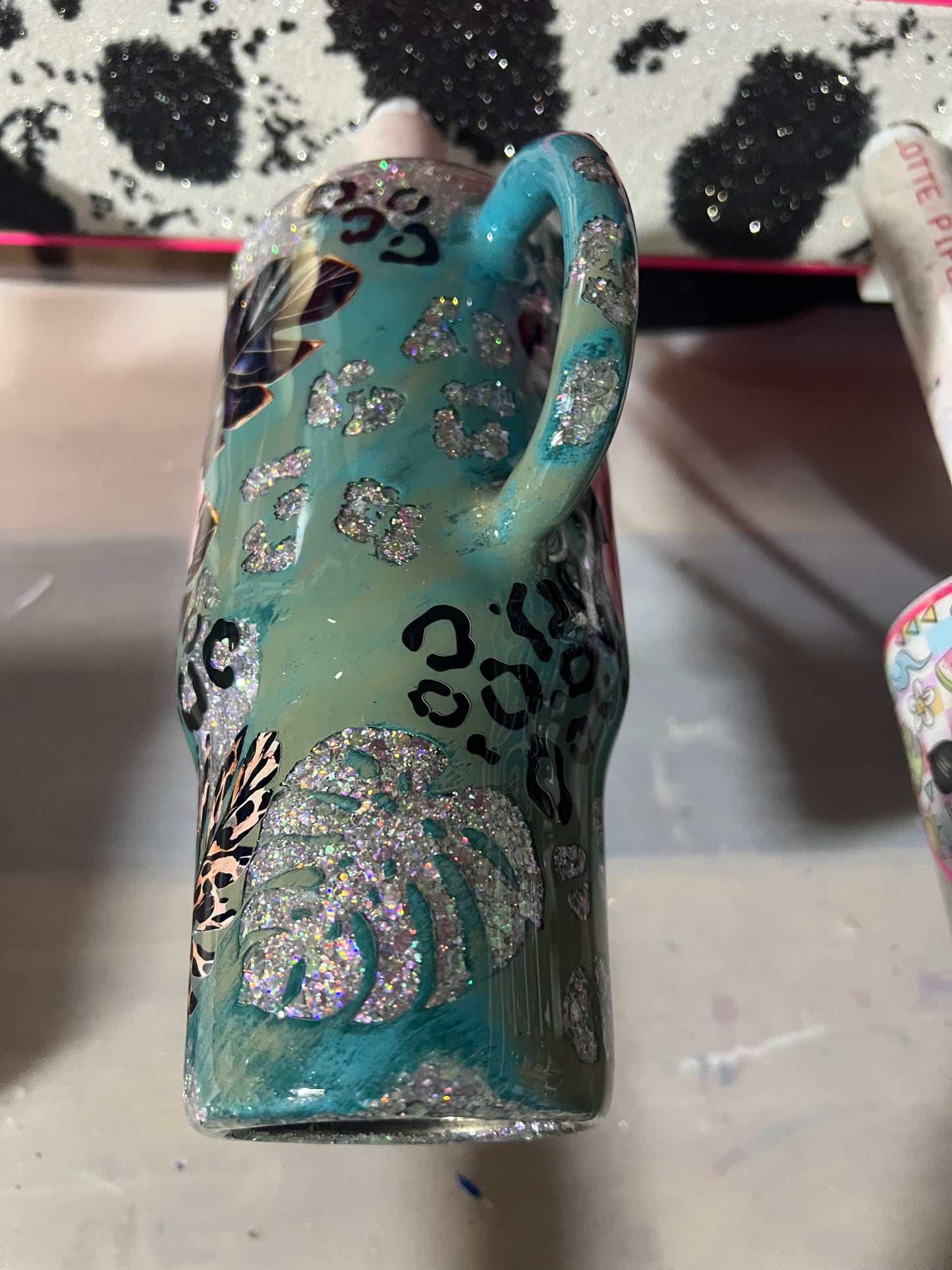 RTS.  pink monstera cheetah peekaboo 24oz Tipsy travel mug with Handle