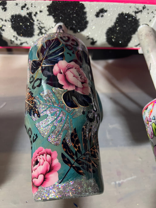 RTS.  pink monstera cheetah peekaboo 24oz Tipsy travel mug with Handle